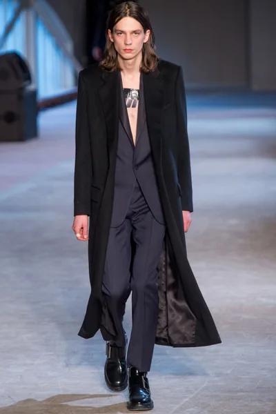 Look 31